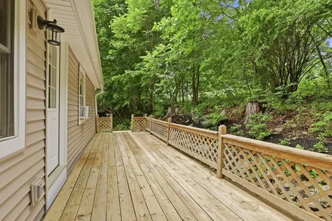 132 N Shore Lane Winthrop ME 04364