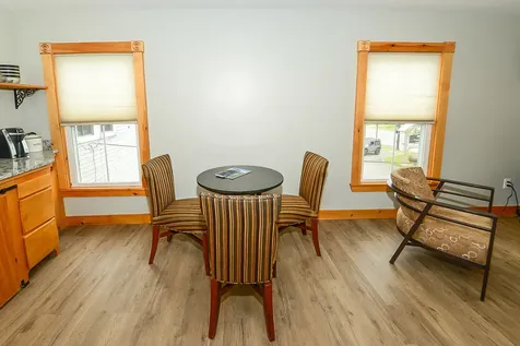 679 Roosevelt Trail Naples ME 04055