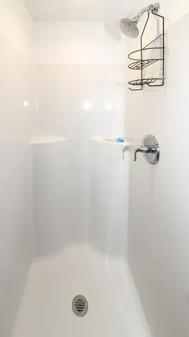 679 Roosevelt Trail Naples ME 04055