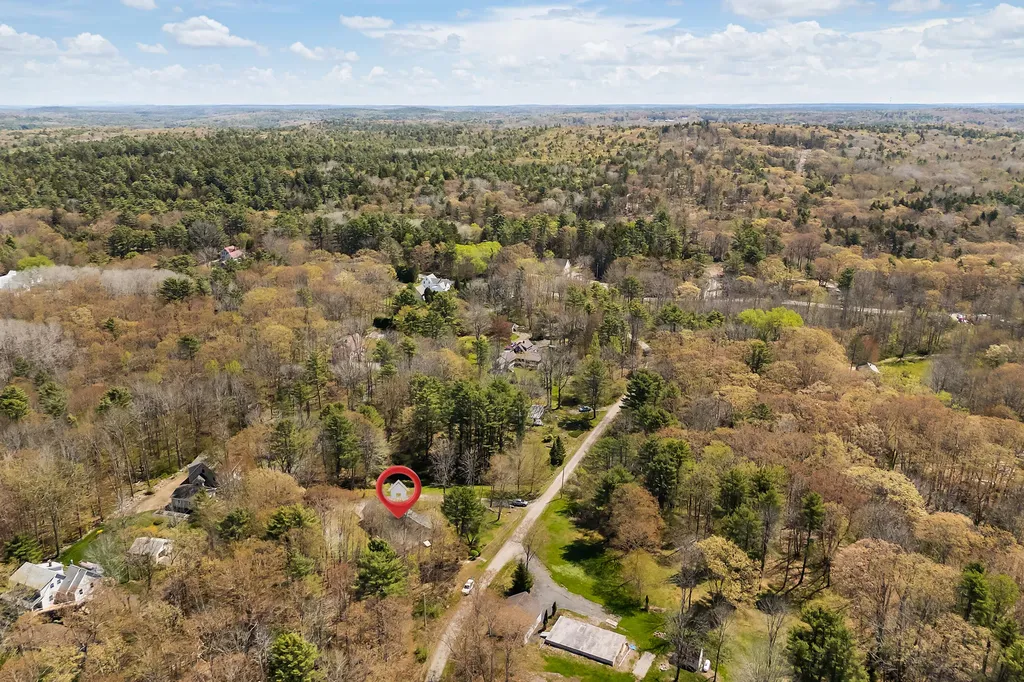 23 Sunny Acres Lane Boothbay ME 04537