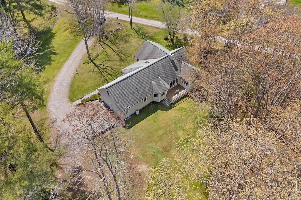 23 Sunny Acres Lane Boothbay ME 04537