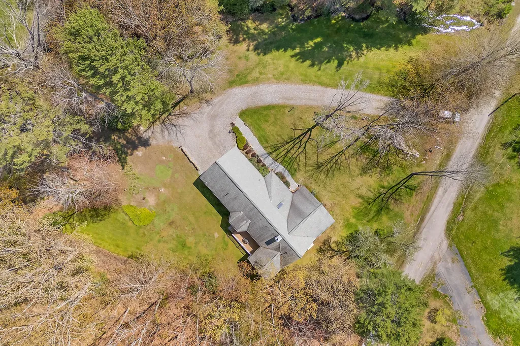 23 Sunny Acres Lane Boothbay ME 04537