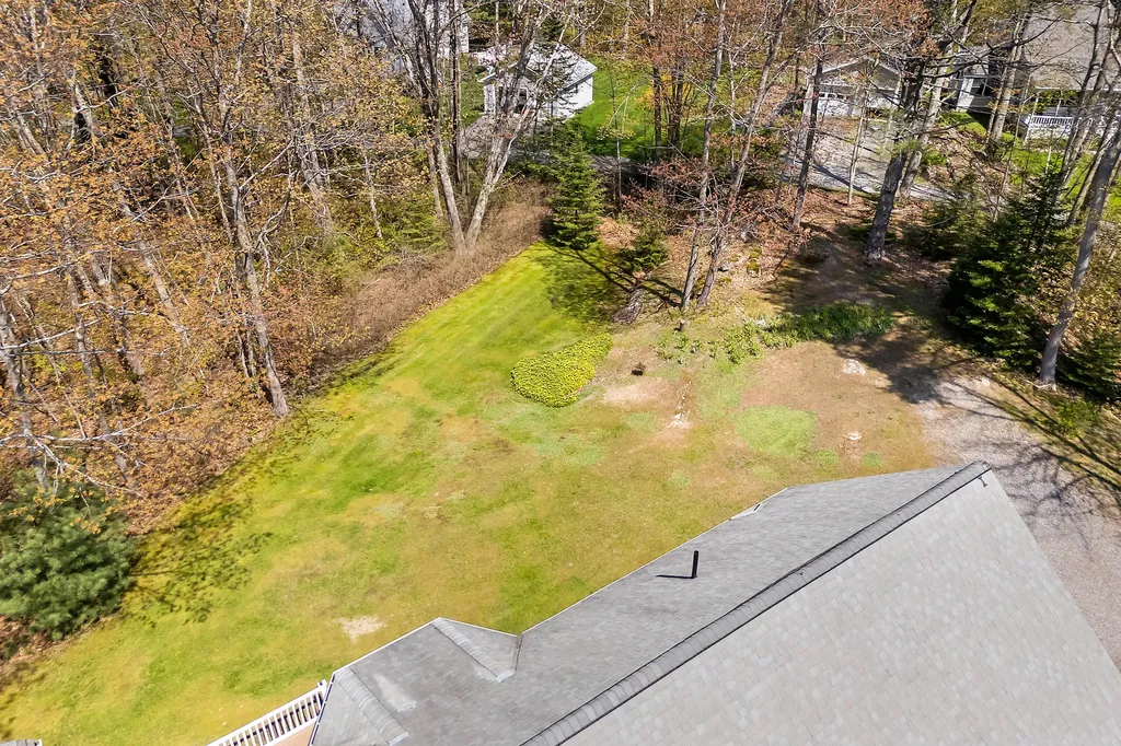 23 Sunny Acres Lane Boothbay ME 04537