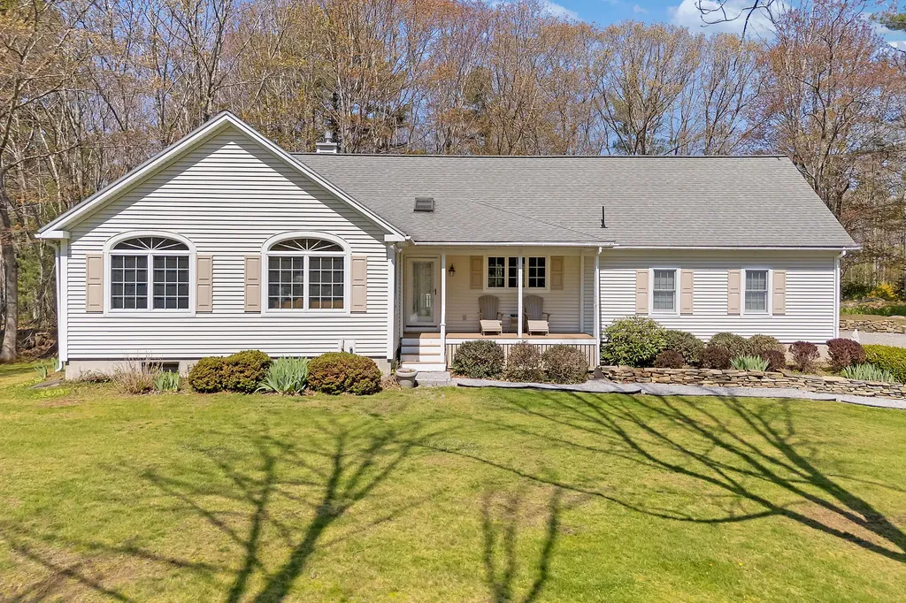 23 Sunny Acres Lane Boothbay ME 04537