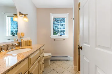 23 Sunny Acres Lane Boothbay ME 04537