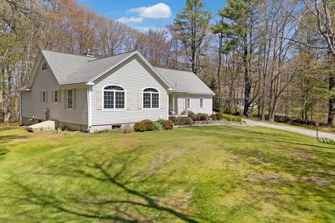 23 Sunny Acres Lane Boothbay ME 04537