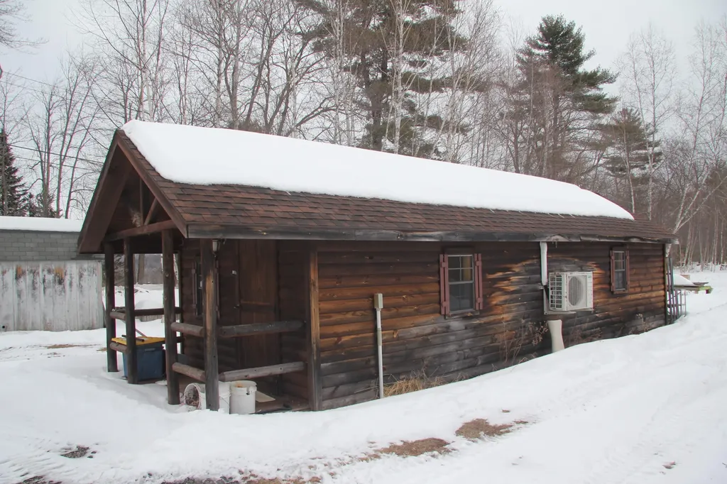 1783 North Road Cornish ME 04020