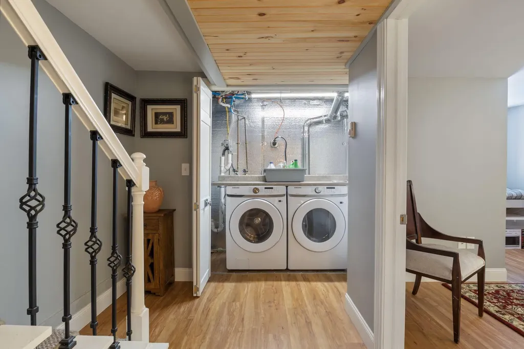 258 Vaughan Street Portland ME 04102