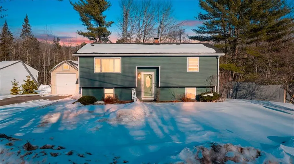 36 Andrea Street Lisbon ME 04250