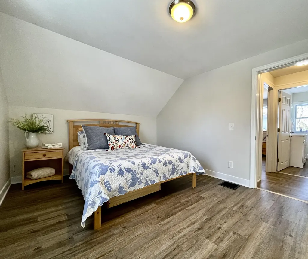 53 Chestnut Street Bath ME 04530