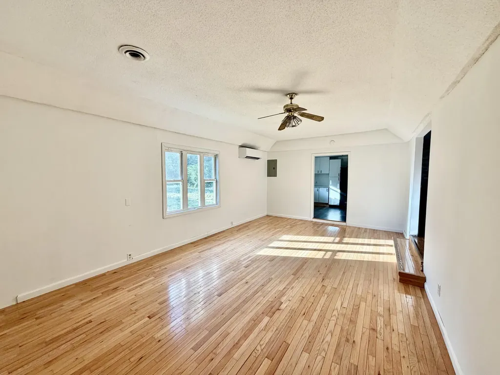 1166 Eastern Avenue Holden ME 04429