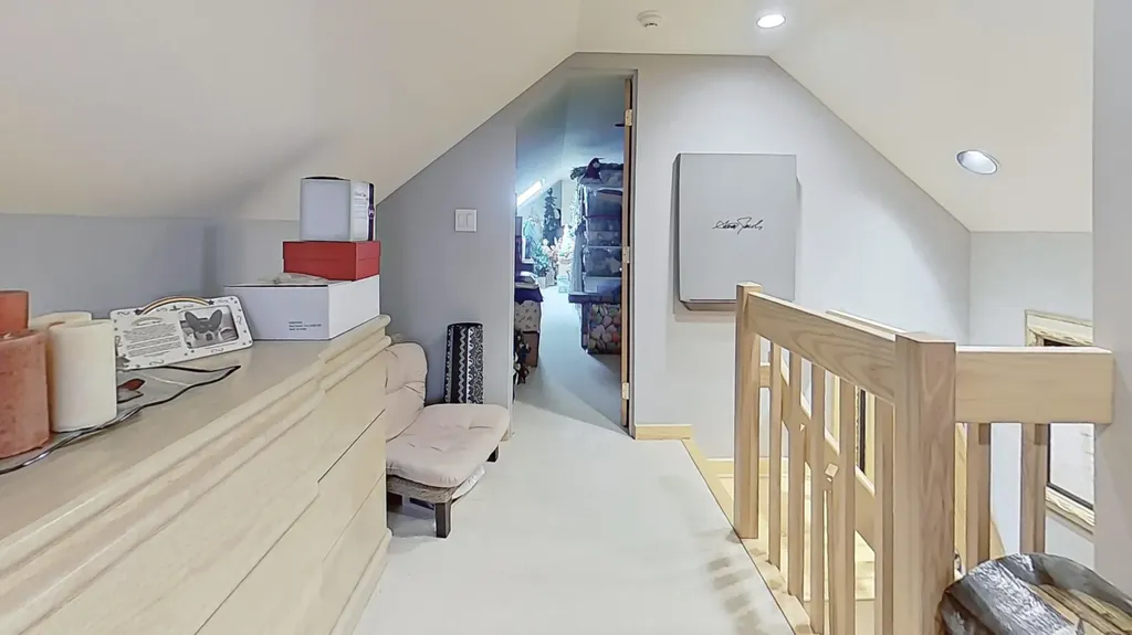 291 Molyneaux Road Camden ME 04843