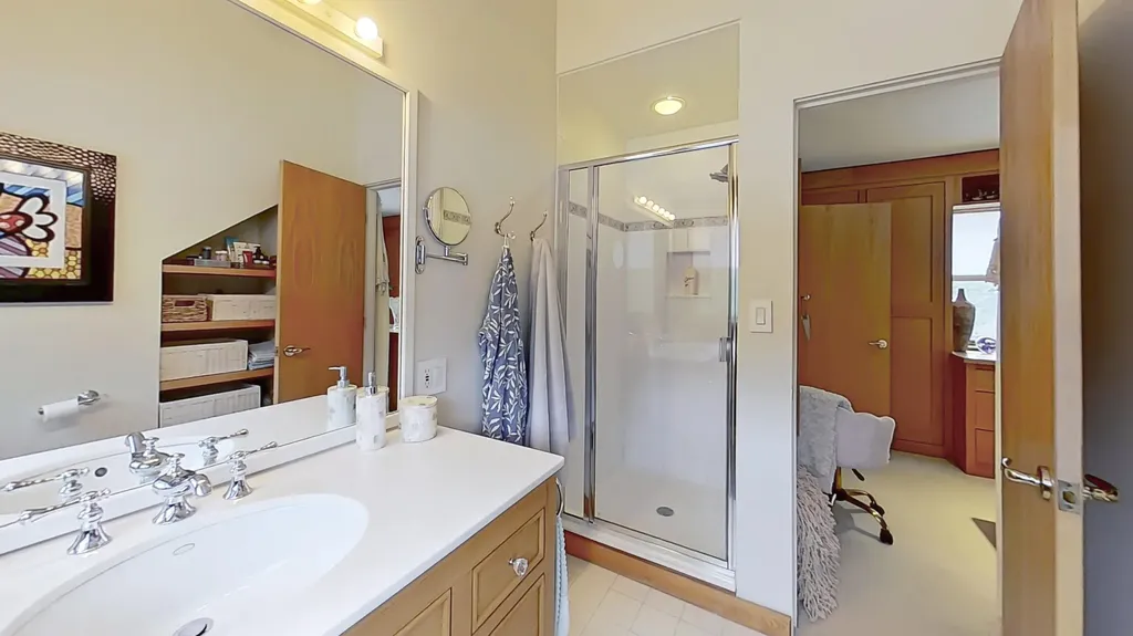 291 Molyneaux Road Camden ME 04843