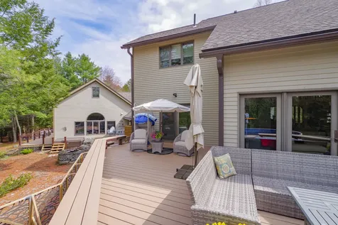 291 Molyneaux Road Camden ME 04843