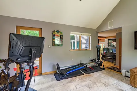 291 Molyneaux Road Camden ME 04843