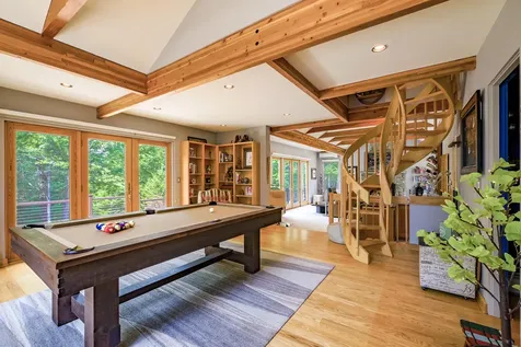 291 Molyneaux Road Camden ME 04843