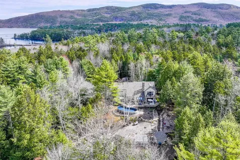 291 Molyneaux Road Camden ME 04843