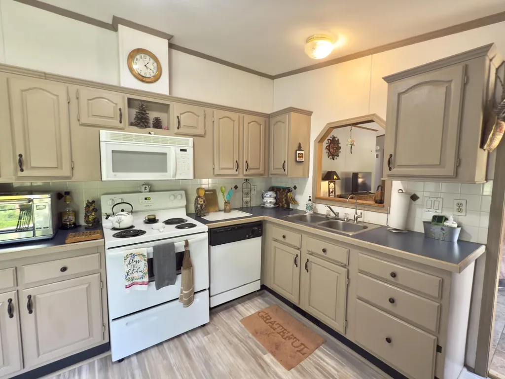 6 Old Meadow Road Franklin ME 04634