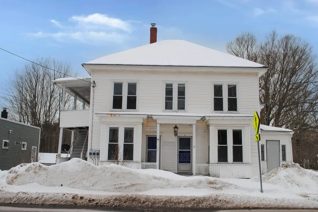51 Pleasant Street Sanford ME 04083