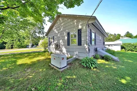 20 Cleaves Street Crystal ME 04747