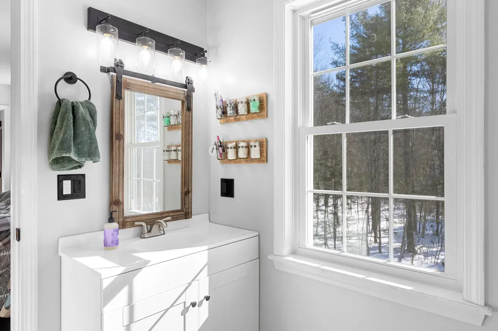 49 Balsam Drive Waldoboro ME 04572