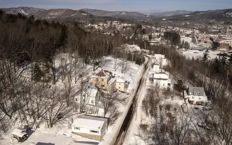 432 High Street Rumford ME 04276