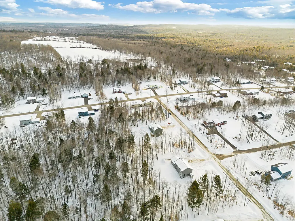 11 Pleasant Road Sidney ME 04330