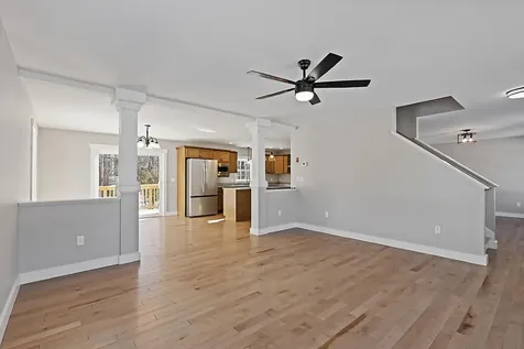 11 Pleasant Road Sidney ME 04330