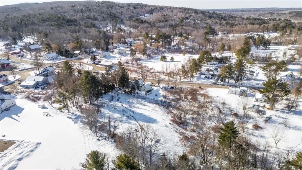 671 Rockland Street Rockport ME 04856