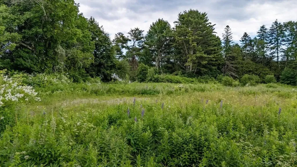 671 Rockland Street Rockport ME 04856