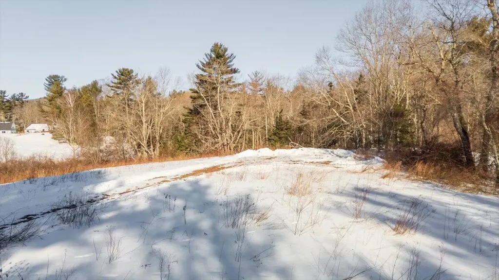 671 Rockland Street Rockport ME 04856