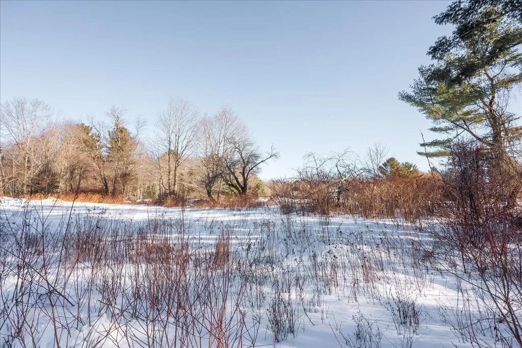 671 Rockland Street Rockport ME 04856