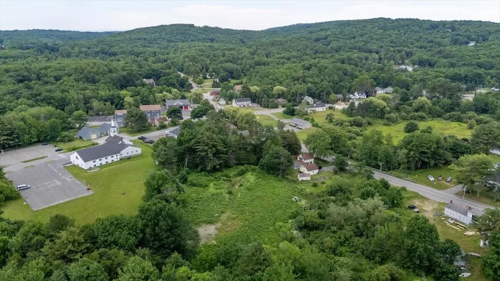 671 Rockland Street Rockport ME 04856