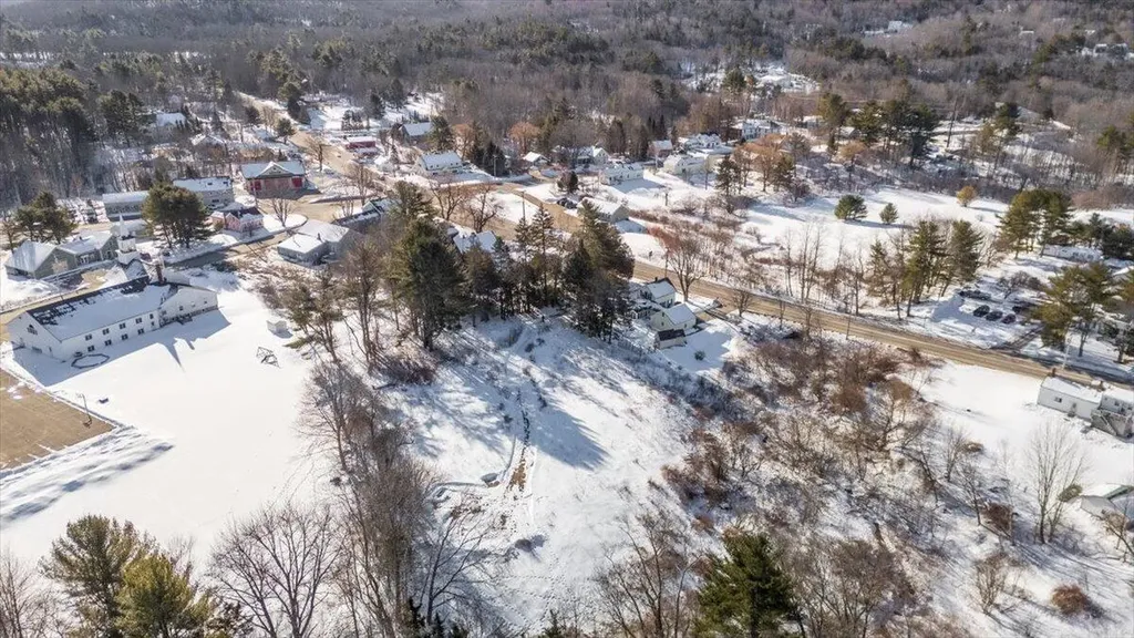 671 Rockland Street Rockport ME 04856