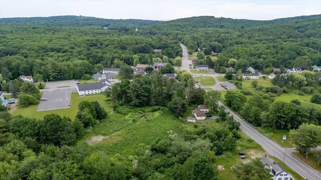 671 Rockland Street Rockport ME 04856