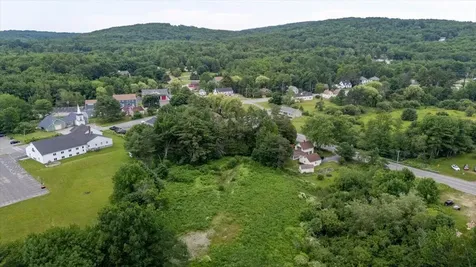 671 Rockland Street Rockport ME 04856