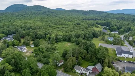 671 Rockland Street Rockport ME 04856