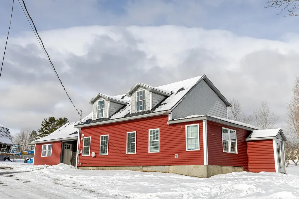 66 Bailey Hill Road Cambridge ME 04923
