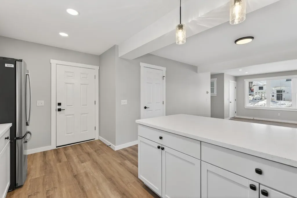 38 Oak Street Gardiner ME 04345