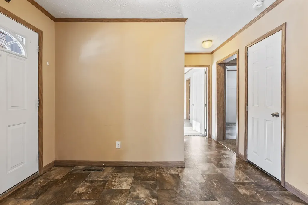 3 Haskell Circle Topsham ME 04086