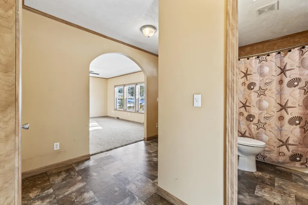 3 Haskell Circle Topsham ME 04086