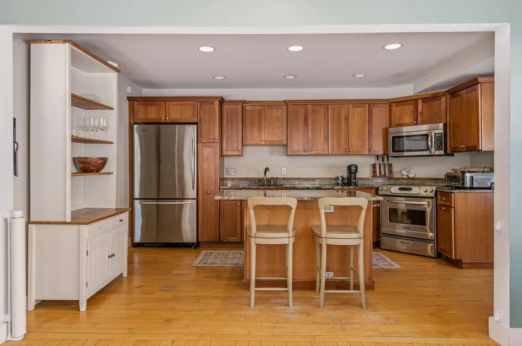 387 Danforth Street Portland ME 04102