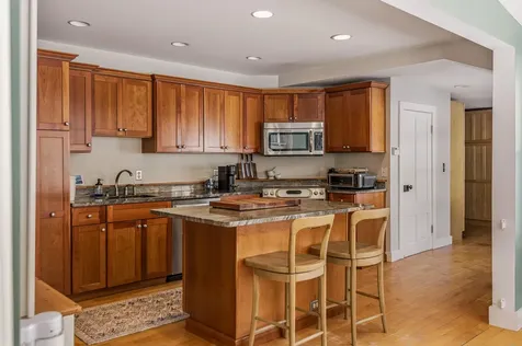 387 Danforth Street Portland ME 04102