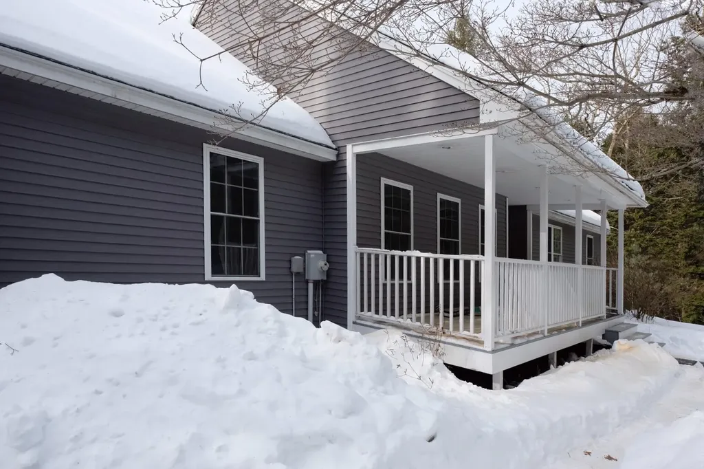 4 Patriot Drive Windham ME 04062