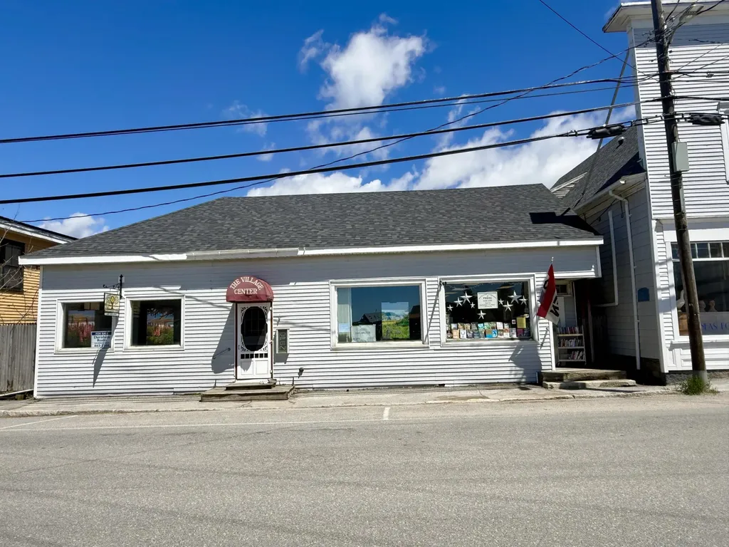 54 W Main Street Vinalhaven ME 04863