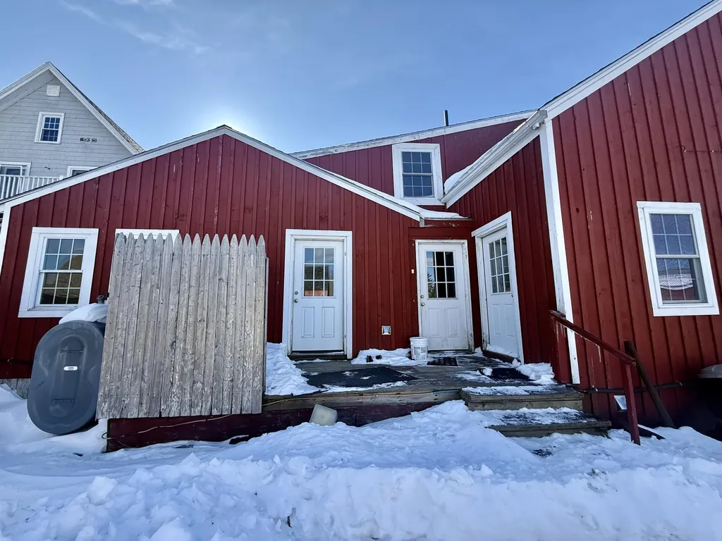 54 W Main Street Vinalhaven ME 04863