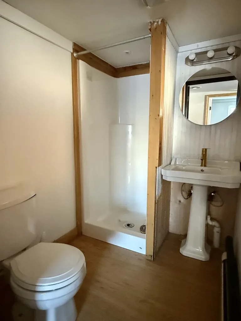 54 W Main Street Vinalhaven ME 04863