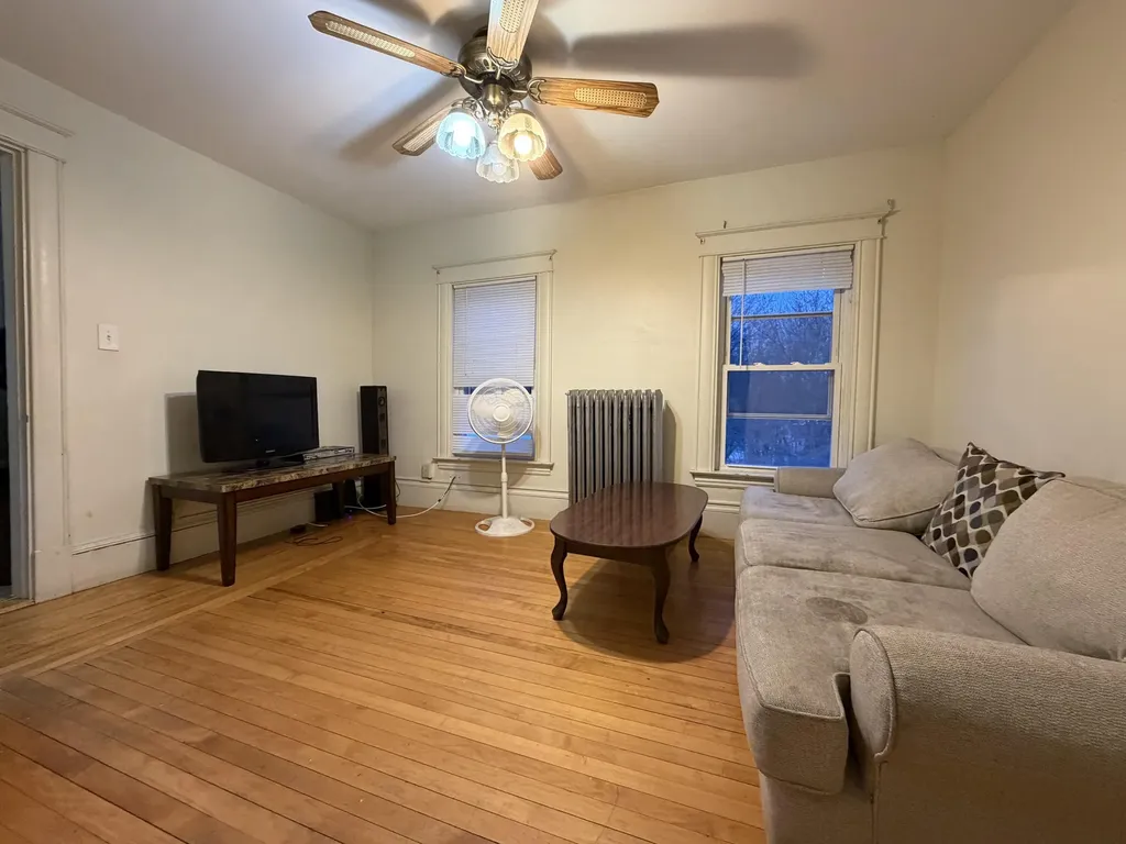 137 S Main Street Auburn ME 04210