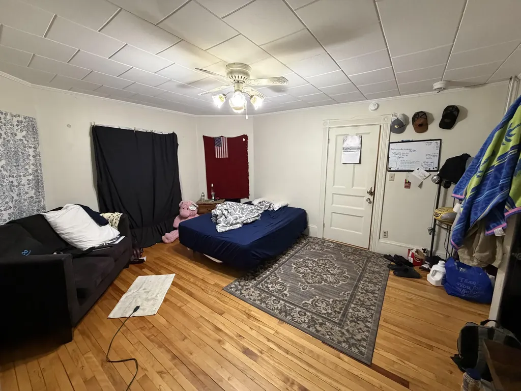 137 S Main Street Auburn ME 04210