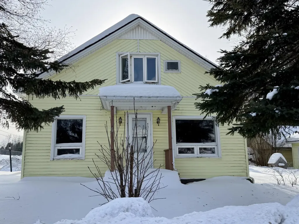 167 11th Avenue Madawaska ME 04756